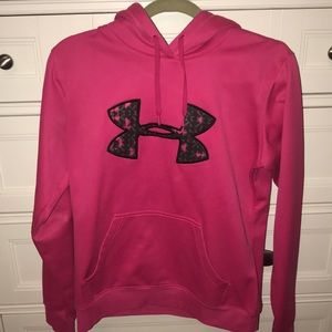 Under armour sweatshirt